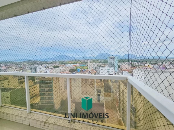Imagem Oportunidade! Apto com vista lateral para o mar e prédio com área de lazer completa na quadra do mar.