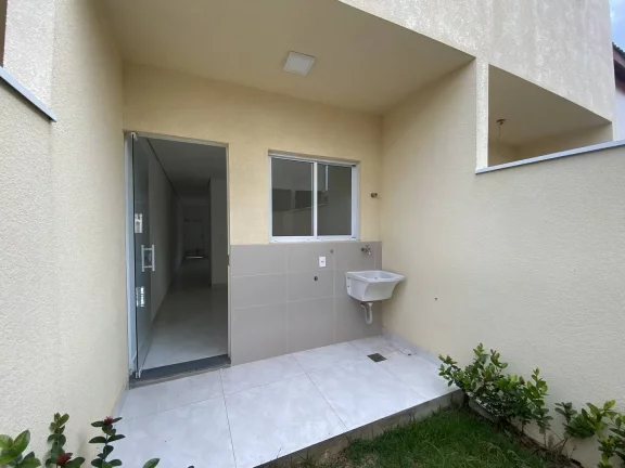 Imagem Sobrado a venda com 2 suítes no Jardim Abaeté