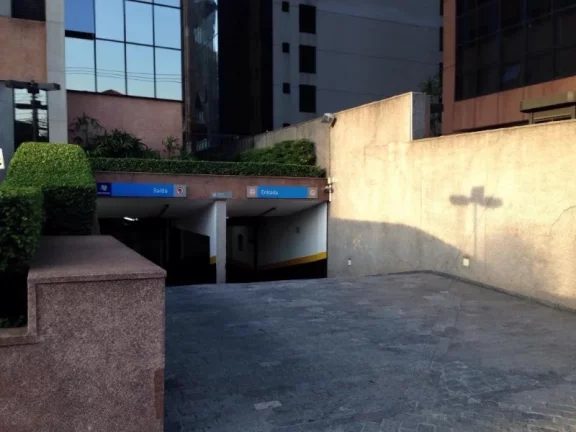 Imagem Aluga Sala Comercial de 41 m² na Avenida Dr. Cardoso de Melo - Vila Olímpia