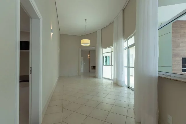 Imagem Casa com 4 dormitórios à venda no Alphaville Campinas/SP