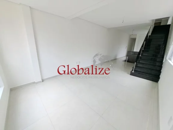 Imagem Sobreposta alta à vendacom 155m², 3 quartos, 2 suítes, piscina, churrasqueira por R$1.300.000,00 no Embaré em Santos