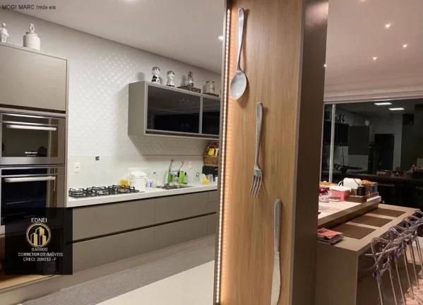 Imagem Linda Casa em Condomínio Fechado - Bertioga - SP.