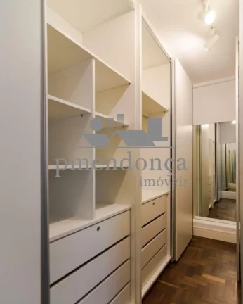 Imagem Apartamento 3 quarto , 1 suite, 4 vagas, 230 m2 - reformado