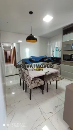 Imagem Alto Padrão para Venda em Maringá, Loteamento Sumaré, 3 dormitórios, 1 suíte, 2 banheiros, 2 vagas