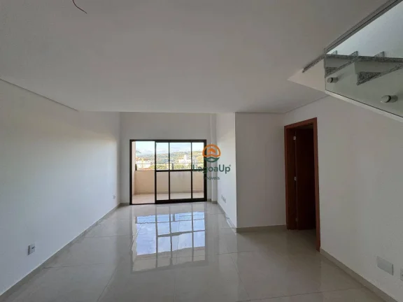 Imagem Cobertura com 3 dormitórios à venda, 237 m² por R$ 1.300.000 - Lundceia - Lagoa Santa/MG