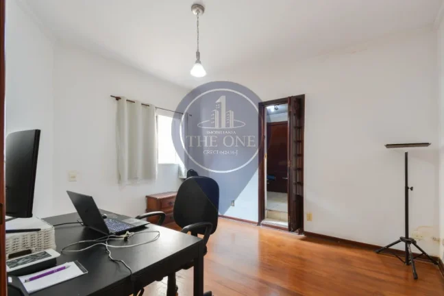 Imagem Imperdível oportunidade! Casa à venda no Cambuci, São Paulo-SP, 3 quartos, 3 suítes, 2 salas, 5 banheiros, 1 vaga, 200m².