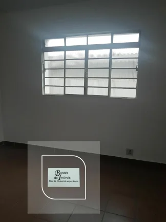 Imagem Casas térreas + armazém + terreno