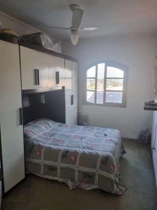 Imagem VENDO LINDO SOBRADO NO RESIDENCIAL INGAÍ COM 03 DORMITÓRIOS!