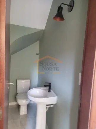 Imagem Casa em condomínio com 65,25 m², 2 dormitórios, 1 banheiro, 1 lavabo, armários na cozinha e banh...