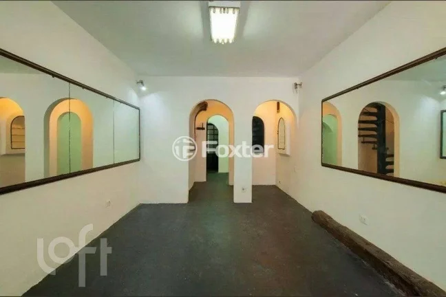 Imagem Casa Comercial Pinheiros - 190M², 2 Dorms, 1 Suíte.