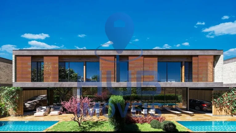 Imagem Casa 4 Dormitórios para venda em Balneário Camboriú - SC