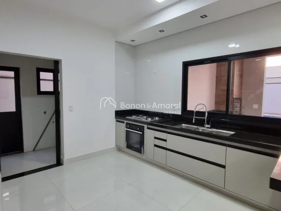 Imagem Casa à venda no Condomínio Residencial Royal Garden Paulínia - SP