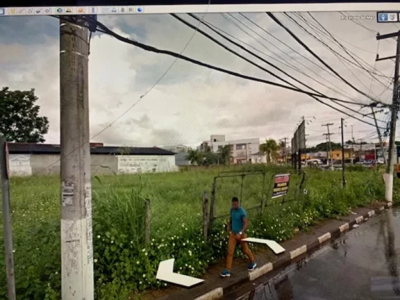 Imagem AREA COM 1.750,00m2, ÓTIMIA VISIBILIDADE, ACESSO PELA ESTRADA DO COCO e POR DENTRO DE VILLAS - IDEAL PARA LOJAS DE VAREJO - SEDE DE GRANDES EMPRESAS