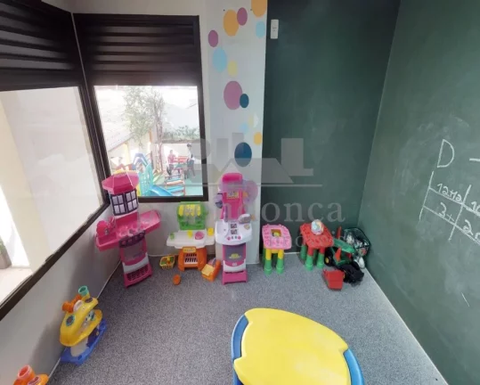 Imagem Cobertura Duplex com 158m² na Vila Romana, 04 dormitórios sendo 2 suítes e 3 vagas.!