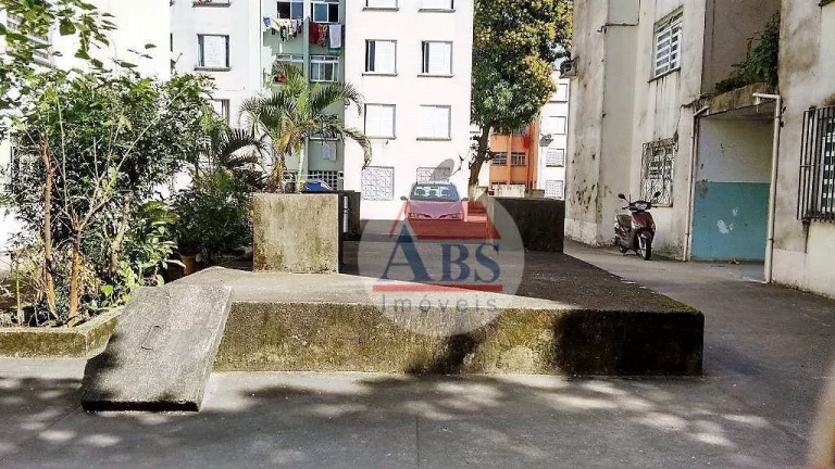 Imagem Apartamento com 2 dormitórios à venda, 50 m² por R$ 170.000,00 - Vila Paulista - Cubatão/SP