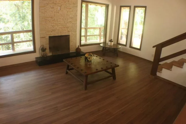 Imagem Casa em Condomínio para Venda em Teresópolis / RJ no bairro Quebra Frascos