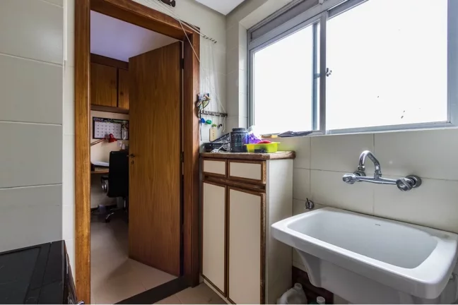 Imagem Apartamento à venda em Porto Alegre, Petrópolis, com 2 quartos, 126m2