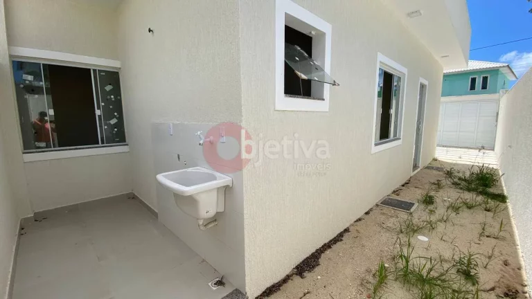 Imagem Casa linear independente, 2 quartos, 110m², Vila do Peró - Cabo Frio