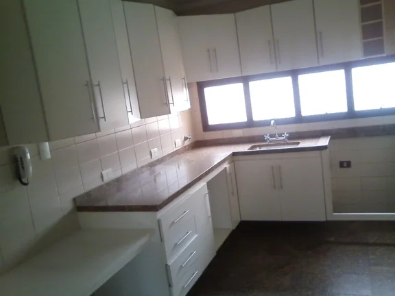 Imagem Apartamento 130M², 3Q, 1 Suíte, 4 Banheiros, 2 Vagas, Varanda, Armários, Lavabo, Piscina, Playground, Salão de Festas, Dependência Completa de Serviço