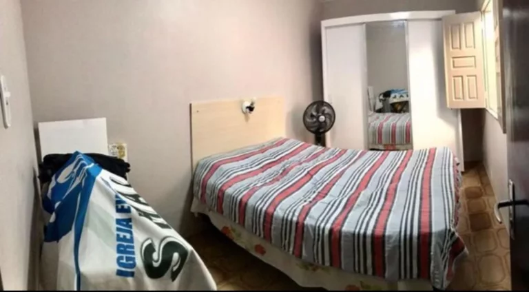 Imagem Casa à venda Farolândia, 3 quartos suíte, 135m², 2 salas, cozinha, 2 vagas, área de serviço