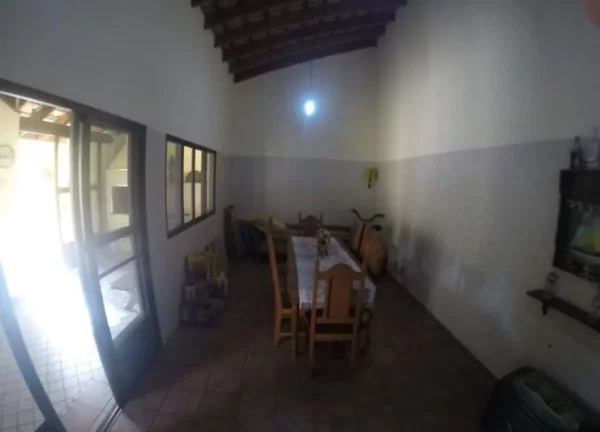Imagem CASA COM 158 m² - -