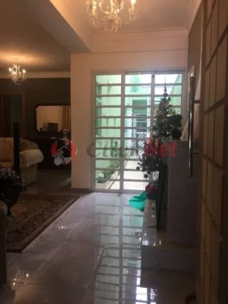 Imagem Excelente Sobrado Reformado à Venda no bairro Nova Petrópolis com 3 suítes