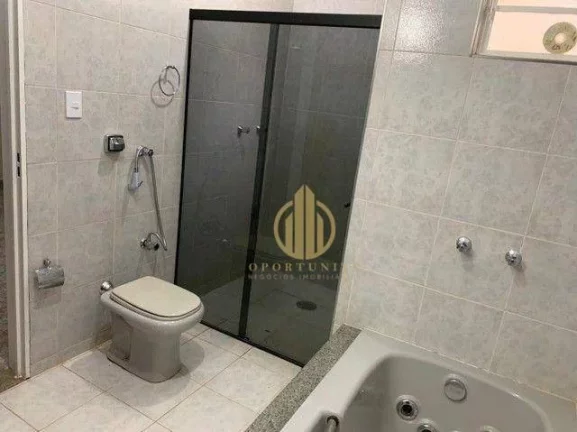 Imagem Sobrado com 3 dormitórios e edícula