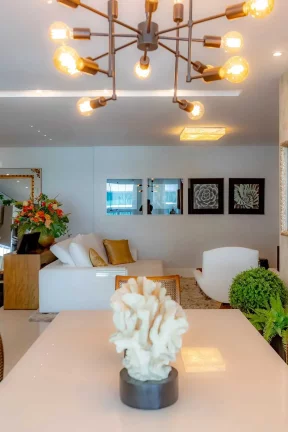 Imagem Apartamento frente mar pronto pra morar! Com 3 suítes e 4 vagas de garagem na Praia Brava - Itajaí