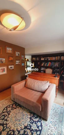 Imagem Apartamento 4 dormitórios à venda Centro Santa Maria/RS