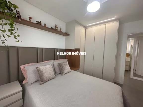 Imagem Apartamento Quadra mar á venda com 2 dormitórios sendo uma suíte localizado em Balneário Camboriú