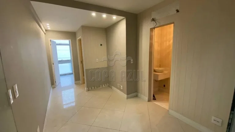 Copacabana – Rua Santa Clara | Comercial › Comercial 0 quarto(s) à Venda