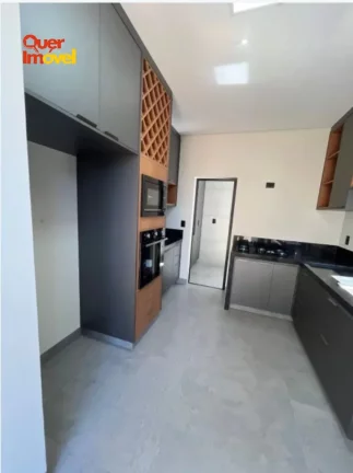 Imagem Casa de 3 quartos em condomínio à venda em Ribeirão Preto-SP, no bairro Quinta da Mata - 4 vagas de garagem - 150m² de área.