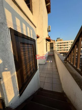 Imagem Cobertura com 5 dormitórios à venda, 246 m² por R$ 900.000,00 - Parque Central - Cabo Frio/RJ