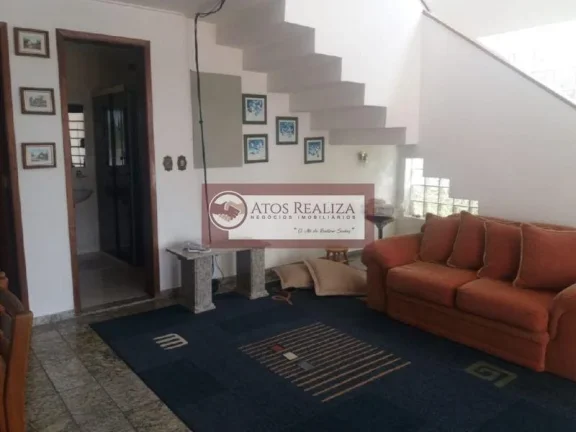 Imagem OPORTUNIDADE EXCLUSIVA. Vendo casa em condomínio fechado com uma área de 1008m² no parque do terceiro lago, SUPER residência entre 3 pavimentos com muitos detalhes, São 5 Dormitórios, sendo 2 belas Suítes, 2 salas, 2 cozinhas, salão de festas, 4 vagas de 