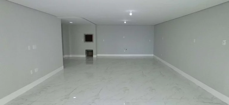 Imagem Apartamento à venda, 3 dormitórios (2 suítes), jacuzzi terraço com vista mar, 2 vagas, 170m2 privativos e 219m2 total. Agronômica, Florianópolis, SC