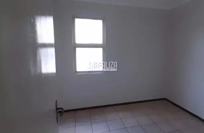 Imagem Apartamento de 3 dormitórios para alugar no Condomínio Residencial Jardim Europa, no bairro Parque do Mirante em Uberaba