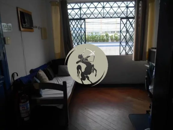Imagem CASA COM INSTALAÇÕES DE BUFFET E FESTAS EM GERAL