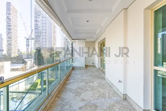 Imagem Deslumbrante apartamento de 4 quartos e 4 suítes no Jardim Paulistano, São Paulo - SP: 465m², 4 salas, 6 banheiros e 5 vagas de garagem.