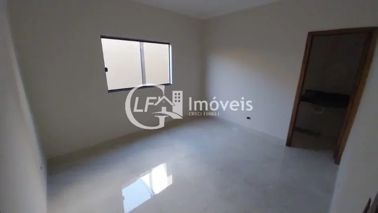 Imagem Casa de Luxo à Venda em Campo Grande-MS - 4 Quartos, 4 Suítes, 2 Salas, 4 Vagas de Garagem - Água Limpa Park - 220m²