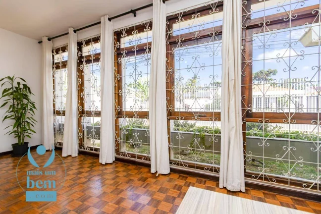 Imagem Ampla casa térrea com 208 m², 4 quartos à venda por R$ 1.490.000 - Jardim Social - Curitiba/PR