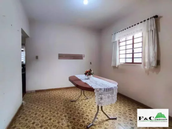 Imagem Casa para Venda em Limeira, Vila da Glória, 3 dormitórios, 1 banheiro, 1 vaga