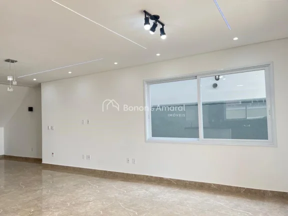 Imagem Casa com 3 suítes, varanda, sala de estar, sala de jantar, cozinha, área de serviço, quintal, esp...