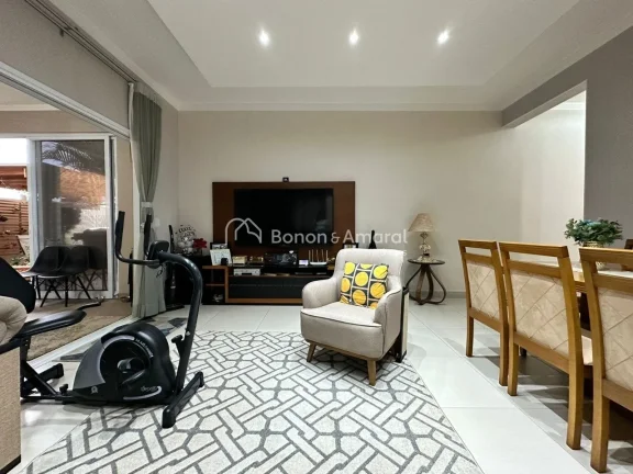 Imagem Casa Térrea à Venda no Condomínio Terras do Cancioneiro em Paulínia/SP

Descubra o conforto e a ...