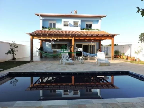 Casa com 3 Quartos à Venda, 373 m² em Paisagem Renoir - Cotia