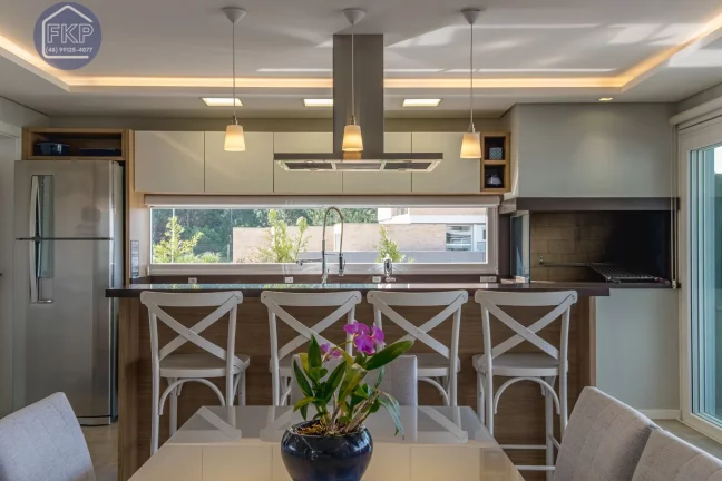 Imagem Casa Alto Padrão 4 dormitórios!