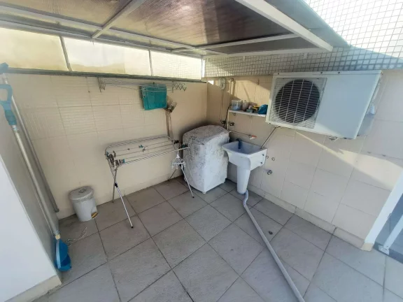 Imagem Cobertura à Venda, 183m2, 3 Dormitórios (2 Suítes) Córrego Grande, Florianópolis/SC