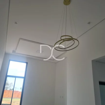 Imagem Condomínio Villagio Wanel - Venda Casa Térrea | AT 200 m² | AC 140 m² | 3 Dorm | 1 Suíte | 2 Banheiros | 2 Vagas