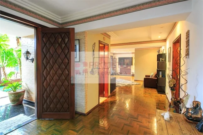 Imagem Casa Sobrado em Chácara Monte Alegre - São Paulo
