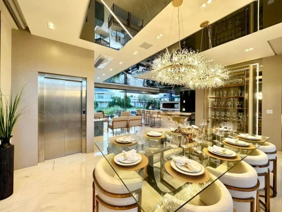 Imagem Casa em Condominio 5 Dormitórios - Bairro --