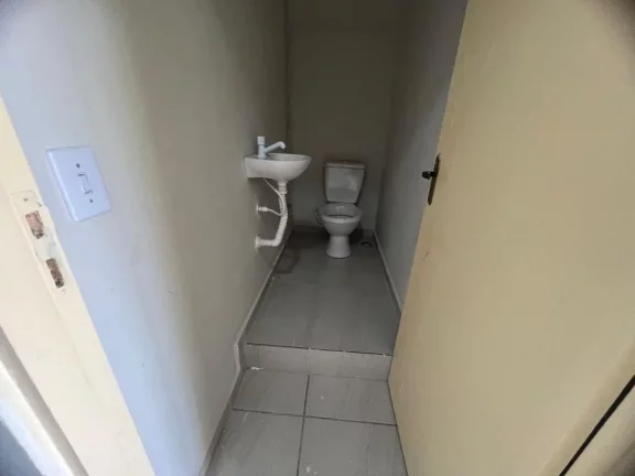 Imagem Sala para alugar, 18 m² por R$ 900,00/mês - Vila Amorim - Suzano/SP